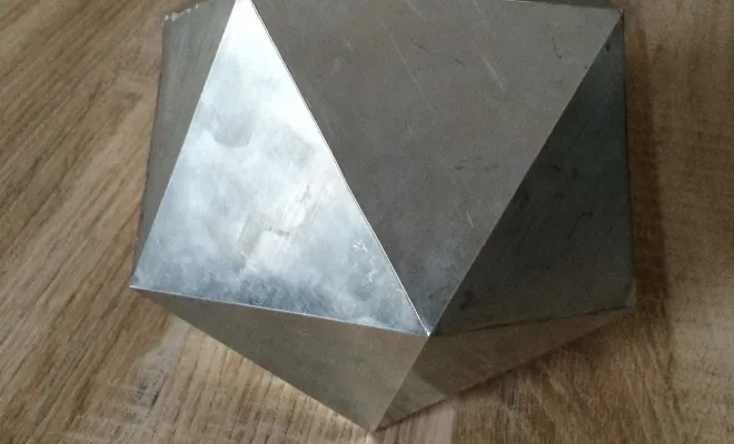 Par passion pour le zinc, on réalise des objets sur mesure, Sérignan, FAZ Concept