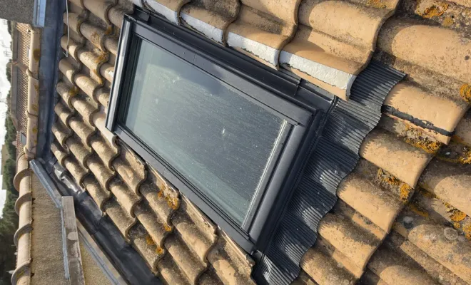Remplacement d'un VELUX et réfection des solins en plomb à Saint-Pierre, Sérignan, FAZ Concept