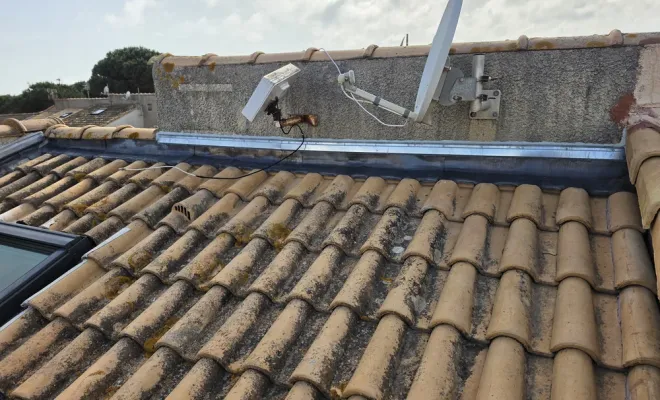 Remplacement d'un VELUX et réfection des solins en plomb à Saint-Pierre, Sérignan, FAZ Concept