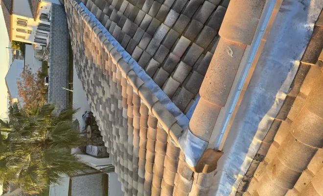 Réfection des solins en plomb et remplacement de faitage à Bessan, Sérignan, FAZ Concept